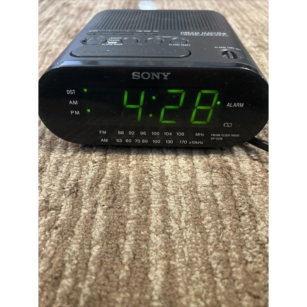 Vintage Sony Dream Machine FM/AM Alarm Clock Radio Model ICF-C218 Tested & Works